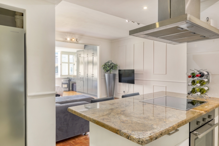 1 Bedroom Property for Sale in Green Point Western Cape